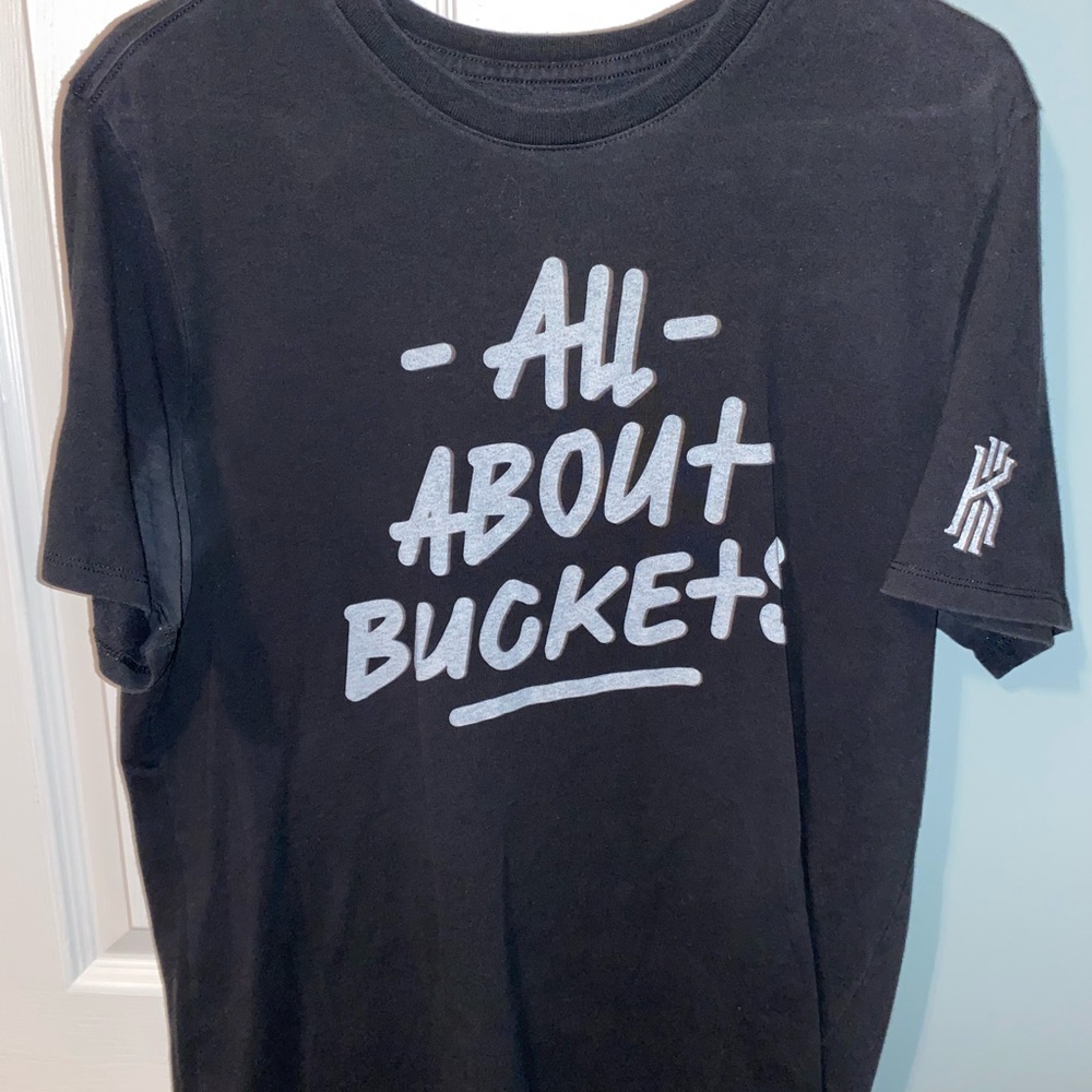 Kyrie Irving short sleeve T-Shirt